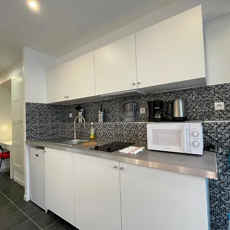 Appartement Confort & Style - Parking - Proche Gare Fontainebleau